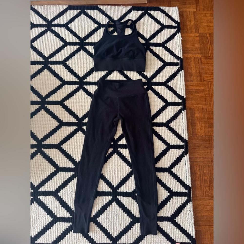ALO Yoga Black SET